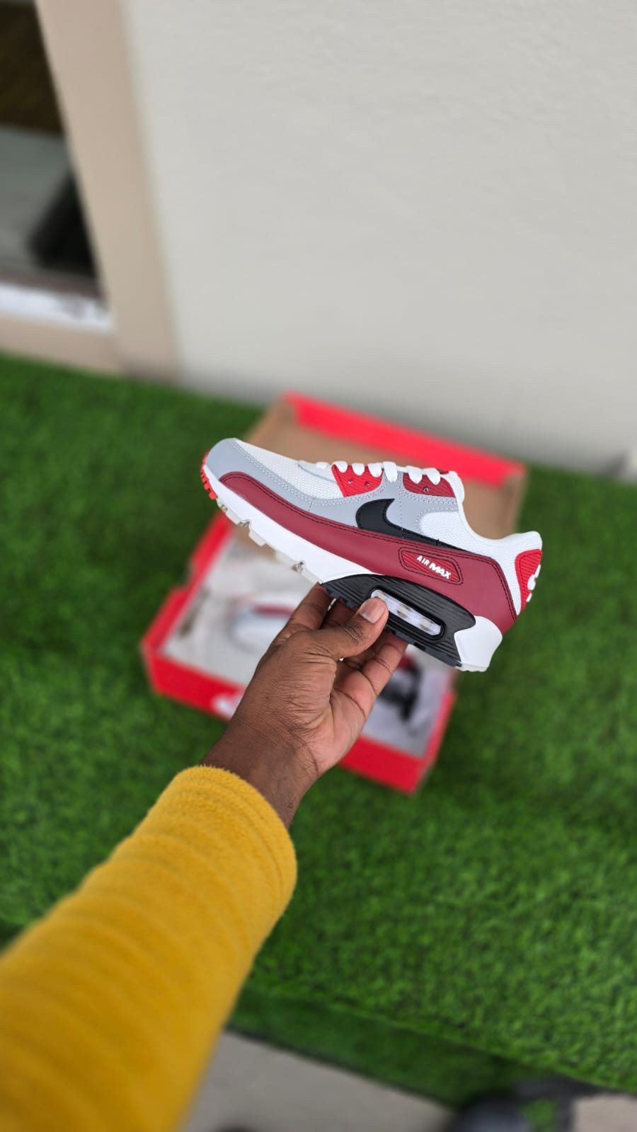 Nike Air Max 90 – Classic Comfort. Iconic Style.