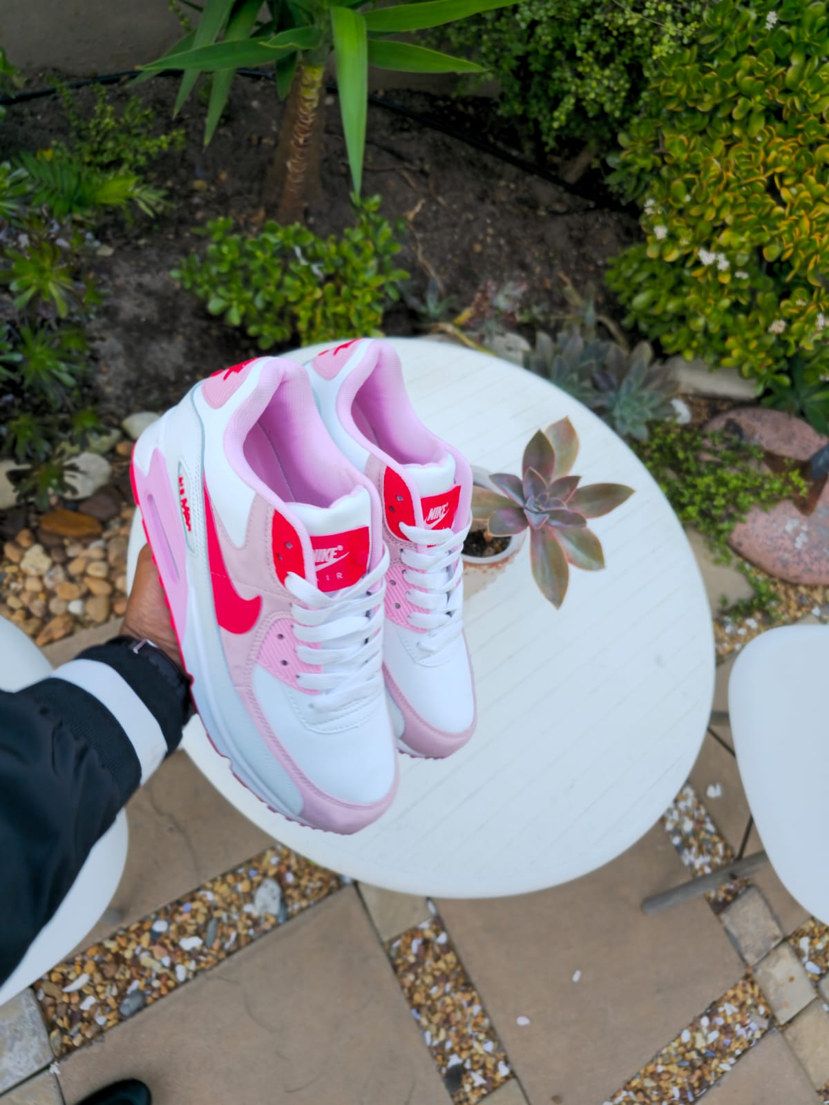 Nike Air Max 90 – Classic Comfort. Iconic Style.