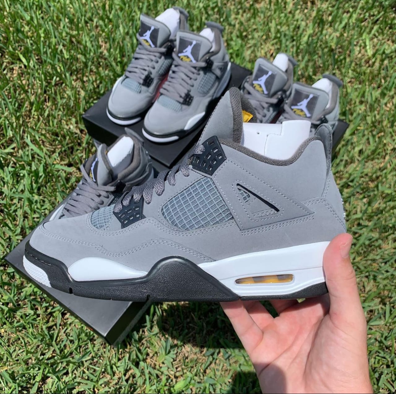 Air Jordan Retro 4 – Timeless Style. Legendary Legacy.