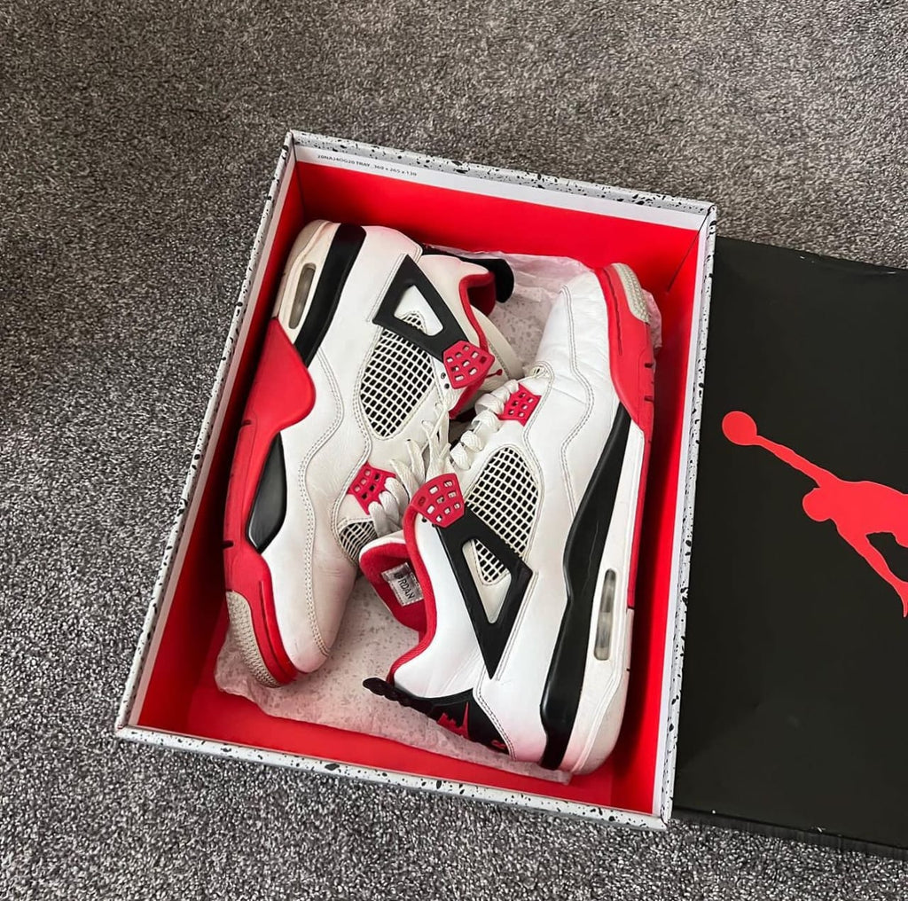 Air Jordan Retro 4 – Timeless Style. Legendary Legacy.