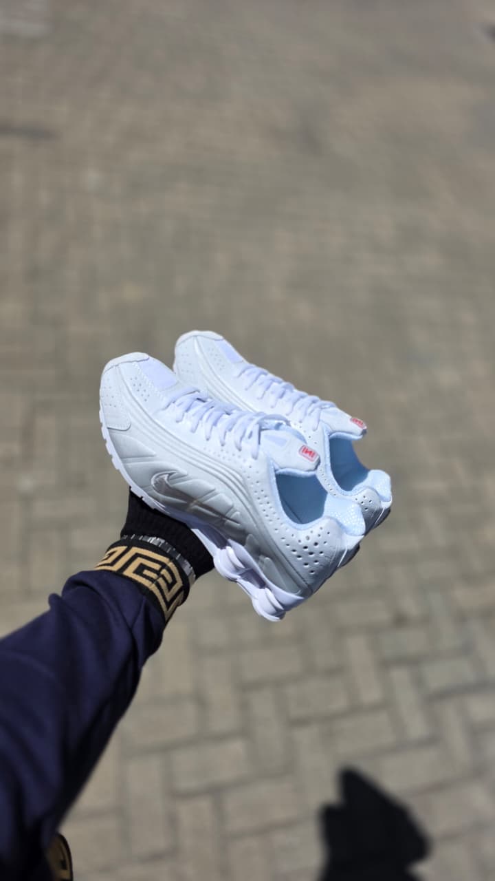 Nike Shox – Power, Comfort & Bold Style