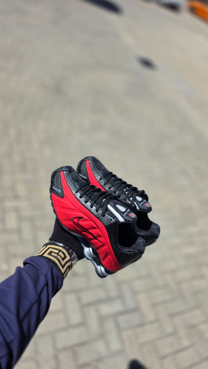 Nike Shox – Power, Comfort & Bold Style
