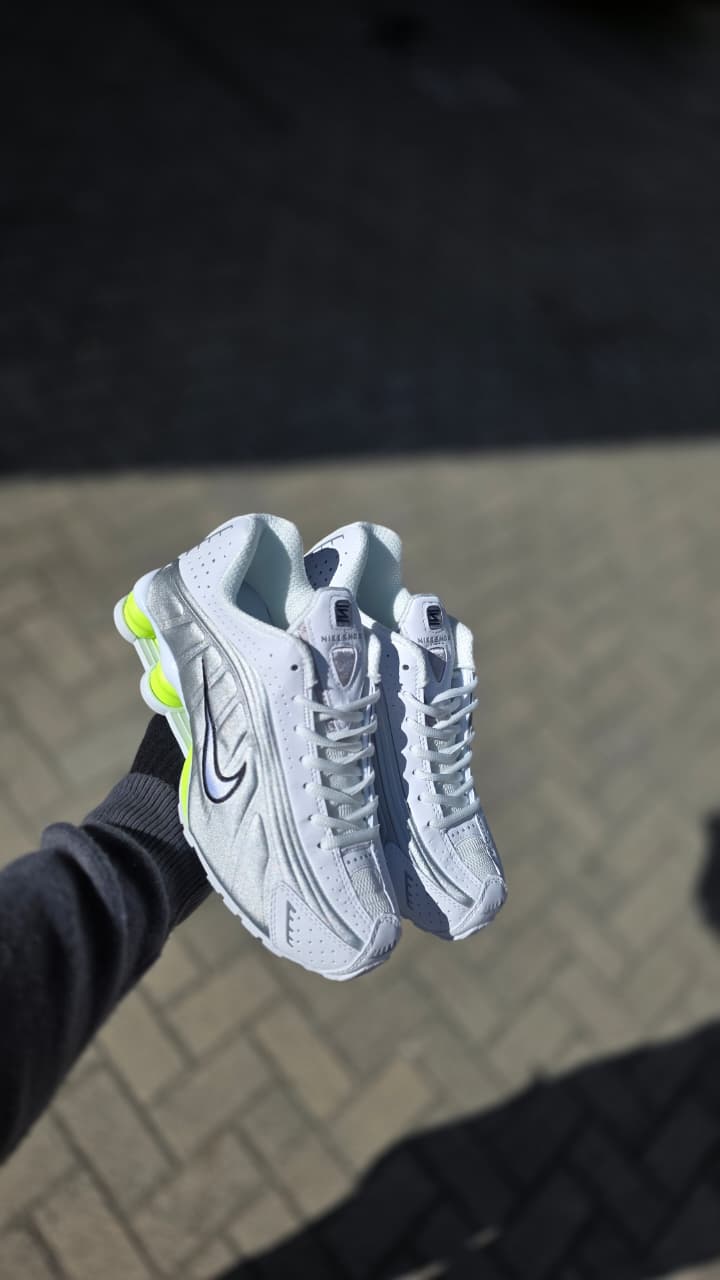 Nike Shox – Power, Comfort & Bold Style