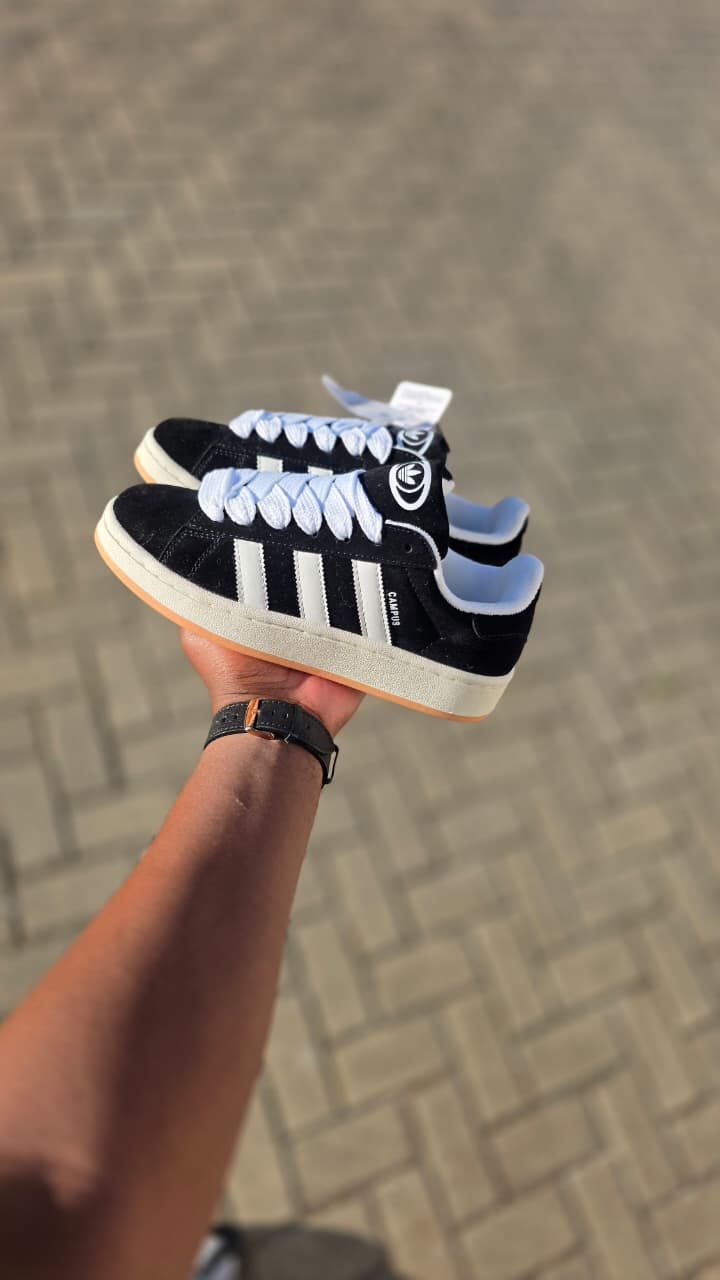 Adidas Compass – Clean Style, Everyday Comfort